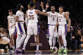 级与实时人 级与实时人